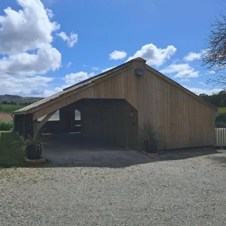 Chalets De Pont Cob Avec Spa Gouezec Exterior photo